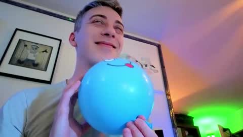 Hugo online show from 01/08/26, 09:17