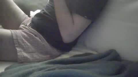 Snapshot of huguit0266666 chatting on 03/29/26, 12:43 hugx29 online show from 03/29/26, 12:43