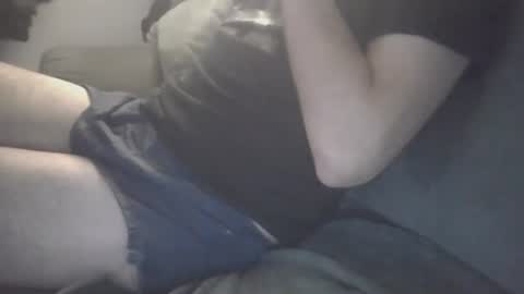 Snapshot of huguit0266666 chatting on 04/23/26, 12:12 hugx29 online show from 04/23/26, 12:12