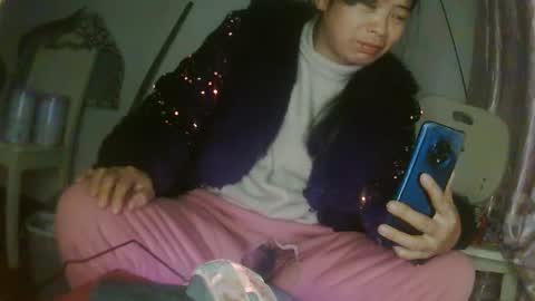 hujiajia520321431 online show from 01/12/26, 10:04