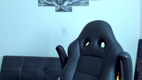 Eli online show from 01/15/25, 03:33