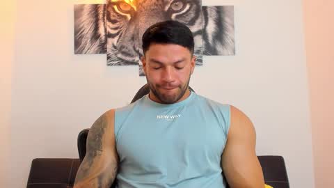 Snapshot of humber_eli chatting on 02/14/26, 01:24 Eli online show from 02/14/26, 01:24