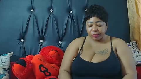 humongoustitss500929 online show from 09/24/25, 07:12