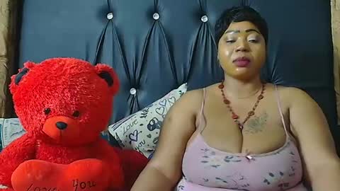 humongoustitss500929 online show from 10/02/25, 04:08