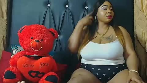 humongoustitss500929 online show from 10/13/25, 05:02