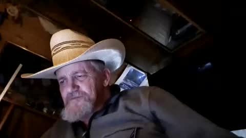 Snapshot of hung34u chatting on 02/28/25, 01:03 hung34u online show from 02/28/25, 01:03