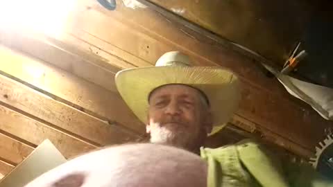 Snapshot of hung34u chatting on 10/15/25, 06:57 hung34u online show from 10/15/25, 06:57