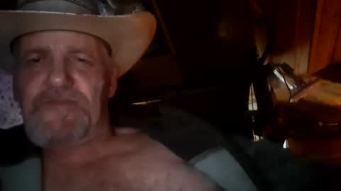 Snapshot of hung34u chatting on 11/15/25, 12:13 hung34u online show from 11/15/25, 12:13