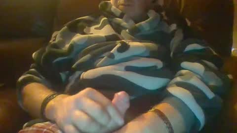 Snapshot of hung69foryou chatting on 12/05/24, 11:29 hung69foryou online show from 12/05/24, 11:29