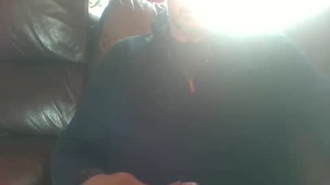 Snapshot of hung69foryou chatting on 03/11/25, 01:23 hung69foryou online show from 03/11/25, 01:23