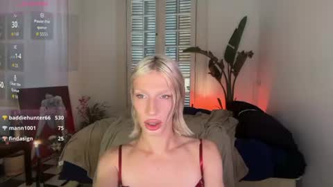 Snapshot of hung_angel_xxl chatting on 07/06/26, 03:03 Alice help me reach 100 likes online show from 07/06/26, 03:03