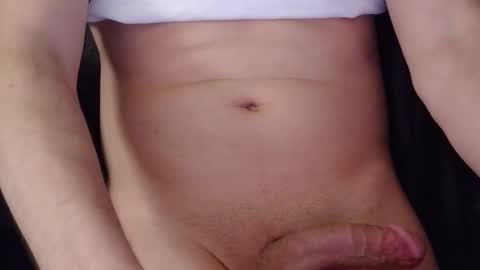 Snapshot of hung_boy6969 chatting on 03/16/26, 05:17 hung_boy6969 online show from 03/16/26, 05:17