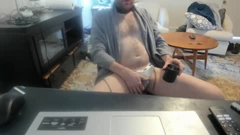Snapshot of hung_ginger69 chatting on 10/18/25, 12:17 hung ginger69 online show from 10/18/25, 12:17