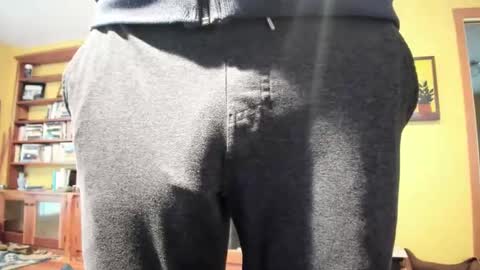 Big uncut cock dripping online show from 12/31/24, 10:56