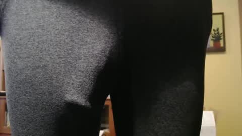 Big uncut cock dripping online show from 02/04/25, 12:08