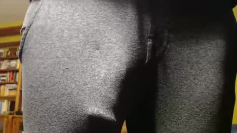 Big uncut cock dripping online show from 01/13/26, 12:38