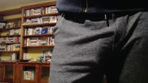 Big uncut cock dripping online show from 01/15/26, 02:27