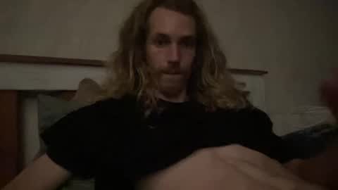 Snapshot of hung_jack chatting on 02/11/25, 12:58 strawberry jack online show from 02/11/25, 12:58