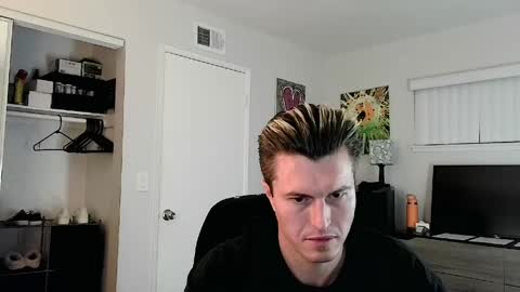 Snapshot of hungbynature69 chatting on 04/03/26, 11:19 HungByNature69 online show from 04/03/26, 11:19