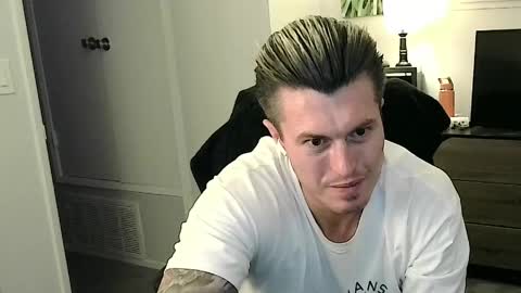 Snapshot of hungbynature69 chatting on 04/07/26, 08:48 HungByNature69 online show from 04/07/26, 08:48