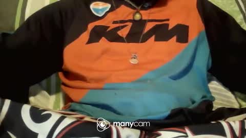 Snapshot of hungc2c420 chatting on 04/02/26, 03:31 hung420boner online show from 04/02/26, 03:31