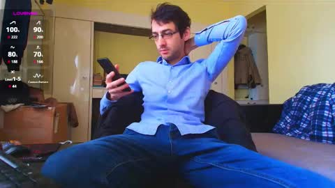 Snapshot of hungeddy chatting on 02/05/26, 08:41 Eddy online show from 02/05/26, 08:41
