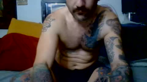hungherowithoutacape online show from 06/26/26, 07:02