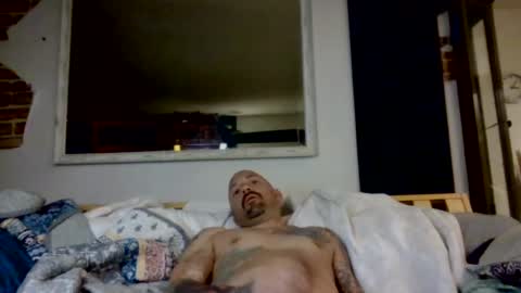 hungherowithoutacape online show from 07/03/26, 12:33