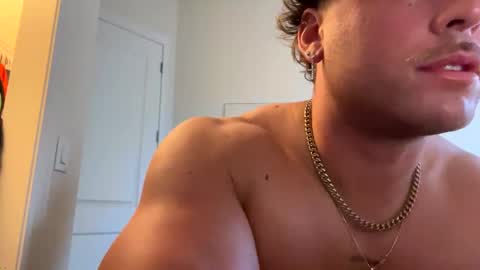 Snapshot of hungkingg22 chatting on 03/09/25, 07:48 hungkingg22 online show from 03/09/25, 07:48