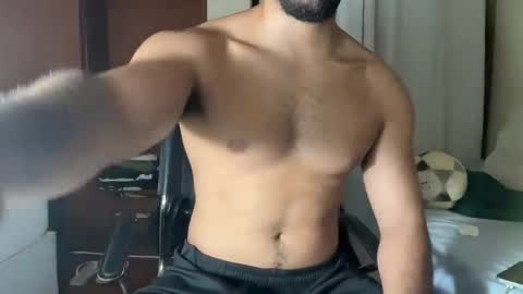 hunglatinnerd online show from 04/07/26, 02:23
