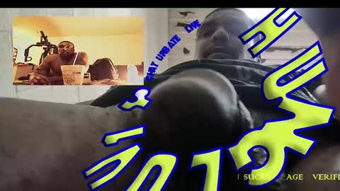 Snapshot of hungluv1 chatting on 10/06/25, 01:14 hungluv1 online show from 10/06/25, 01:14