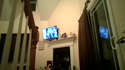 Snapshot of hungoutlaw69420 chatting on 11/16/25, 01:00 hungoutlaw69420 online show from 11/16/25, 01:00