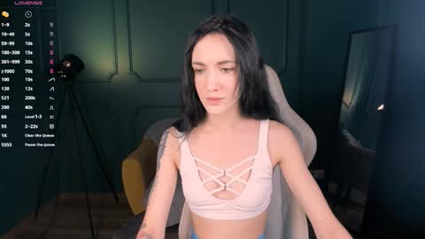 Kitty online show from 10/03/25, 06:43