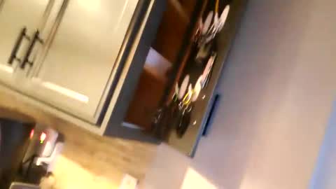 hungryluver online show from 02/07/25, 01:15