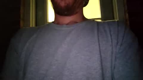 Snapshot of hungstud9792 chatting on 09/30/25, 09:47 Blondestud9792 online show from 09/30/25, 09:47