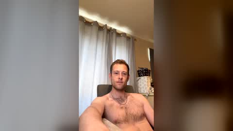 Snapshot of hungteasex chatting on 06/11/26, 06:00 HungTeaseX online show from 06/11/26, 06:00