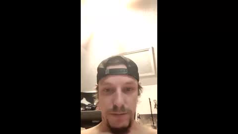 Snapshot of hungtxcock92 chatting on 01/21/25, 11:56 hungtxcock92 online show from 01/21/25, 11:56