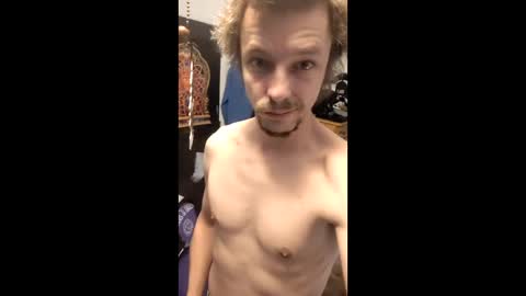 Snapshot of hungtxcock92 chatting on 01/22/25, 09:43 hungtxcock92 online show from 01/22/25, 09:43