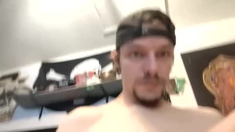 Snapshot of hungtxcock92 chatting on 01/23/25, 12:52 hungtxcock92 online show from 01/23/25, 12:52