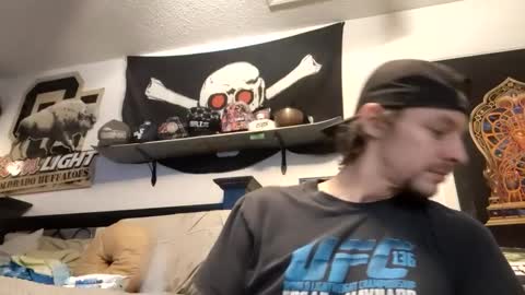 Snapshot of hungtxcock92 chatting on 02/07/25, 11:01 hungtxcock92 online show from 02/07/25, 11:01