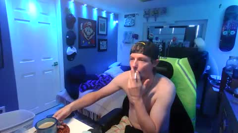 Snapshot of hungtxcock92 chatting on 09/13/25, 01:44 hungtxcock92 online show from 09/13/25, 01:44