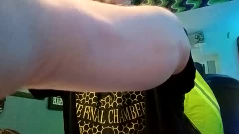 Snapshot of hungtxcock92 chatting on 11/26/25, 01:12 hungtxcock92 online show from 11/26/25, 01:12