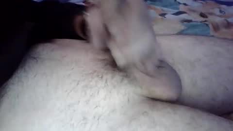 Snapshot of hunguncut_7k chatting on 11/22/25, 04:22 king Hung Uncut online show from 11/22/25, 04:22