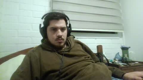 Snapshot of hungweeb chatting on 04/15/26, 04:30 Rod online show from 04/15/26, 04:30