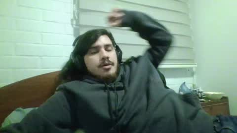 Snapshot of hungweeb chatting on 04/23/26, 02:02 Rod online show from 04/23/26, 02:02