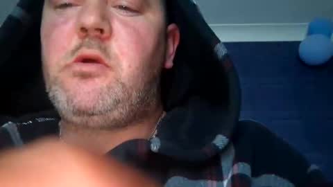 Snapshot of hunk1987_ chatting on 04/20/26, 09:49 hunk1987_ online show from 04/20/26, 09:49