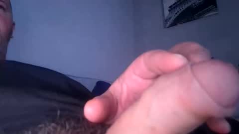 Snapshot of hunk1987_ chatting on 05/22/26, 04:30 hunk1987_ online show from 05/22/26, 04:30