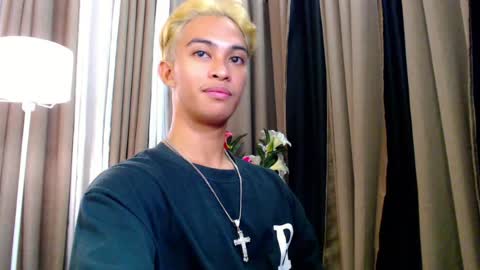 hunk_edward online show from 06/12/26, 01:21