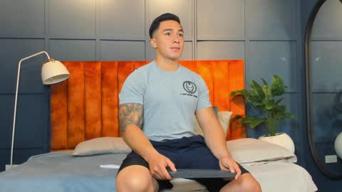 hunk_ryan online show from 02/07/25, 12:50