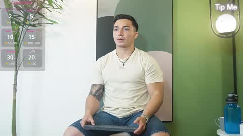 hunk_ryan online show from 02/11/25, 12:48